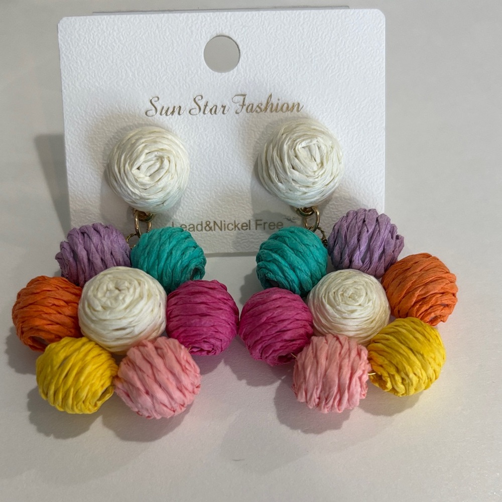Adorable earnings, perfect for any outfit!